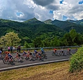 🎥 Start van koninginnenrit in Giro ontsierd door relletje 