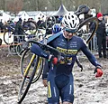 Bekende veldrijder hangt crossfiets plots aan de haak