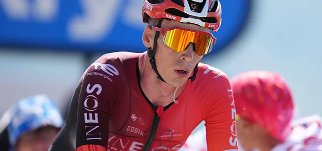 Thymen Arensman in action during a cycling race.