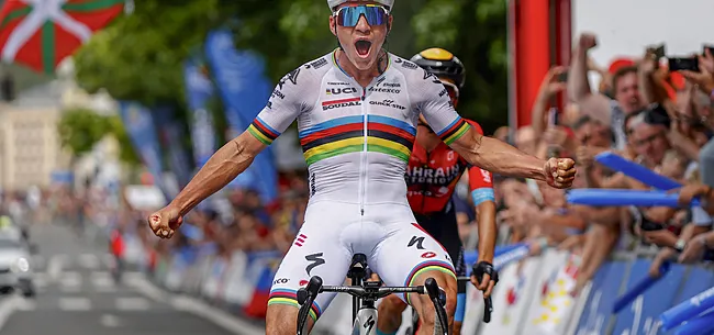 Evenepoel klopt Bilbao en wint voor derde keer Clasica San Sebastian!