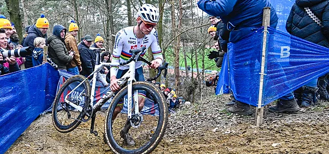 Mathieu van der Poel degradeert concurrentie bij rentree in Herentals