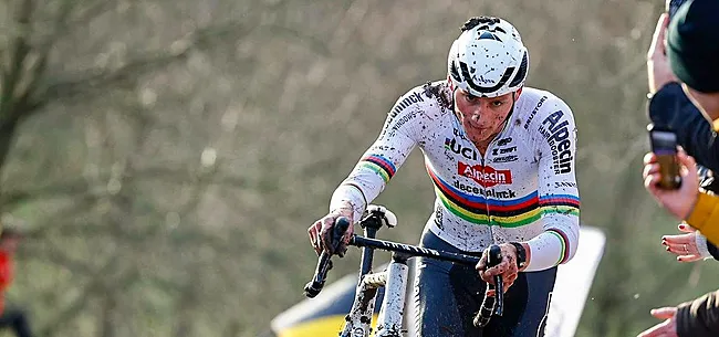 Van der Poel domineert nu ook in Gavere, Van Aert opnieuw tweede