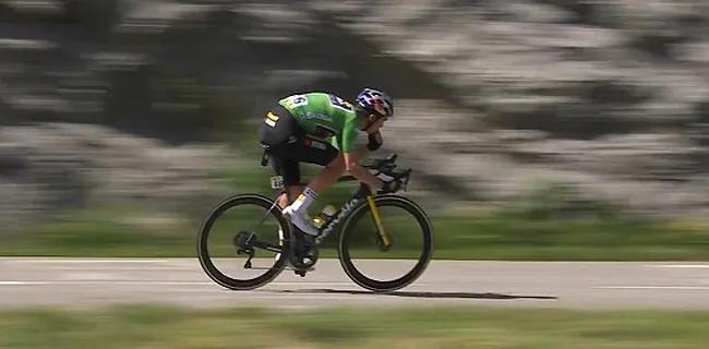 Stuntwerken Van Aert: gelletje pakken aan 80 km/u