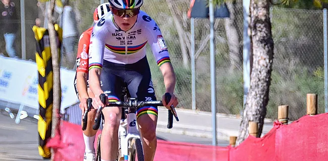 Van Empel wint Wereldbeker in Benidorm na spannende sprint tegen Brand