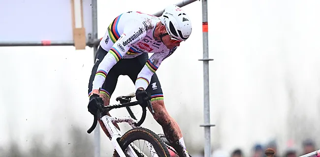 Van der Poel reageert vol verbazing op WK-deelname Van Aert