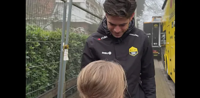 Wout van Aert keek vol bewondering naar Van der Poel en krijgt 'geluksbrenger'