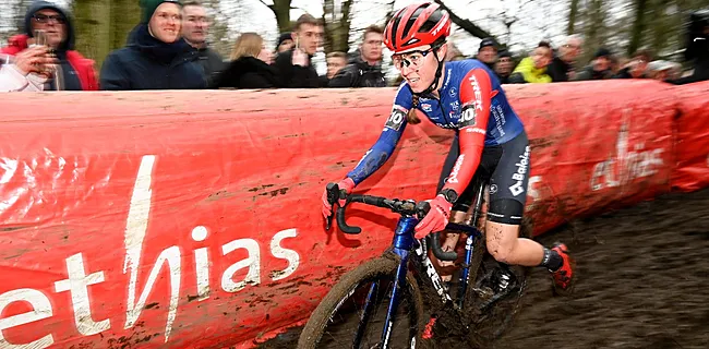 Shirin van Anrooij zegeviert op loodzwaar modderparcours in Gavere