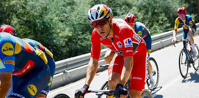 Hij schiet raak! Dominante Van Aert klopt Groves in Vuelta-sprint