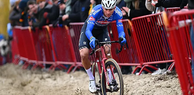 Van der Poel vreest Van Aert: 'Wout was meteen heel sterk'