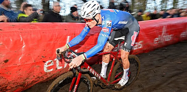 Indrukwekkende van der Poel laat twijfels achter zich en wint clash in Gavere