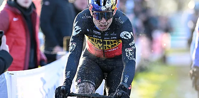 Wout van Aert is de snelste in Dublin ondanks pech