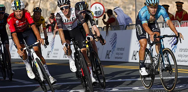 Evenepoel krijgt stevige tik op Jebel Hafeet, maar pakt wel eindzege in UAE Tour